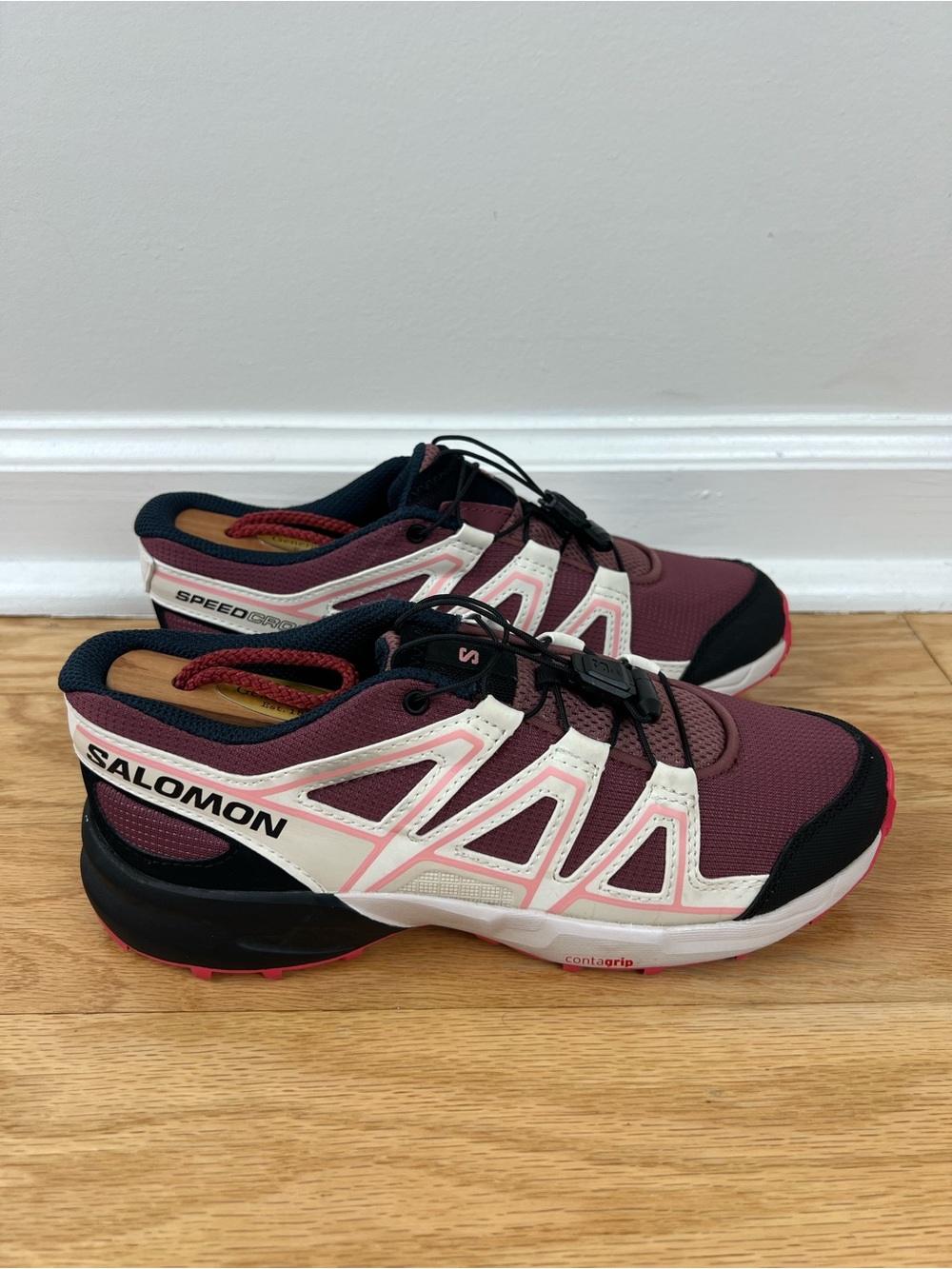 Salomon Speedcross Trail Running Shoes Plum Pink White Size 4 Youth 5.5 Women’s
